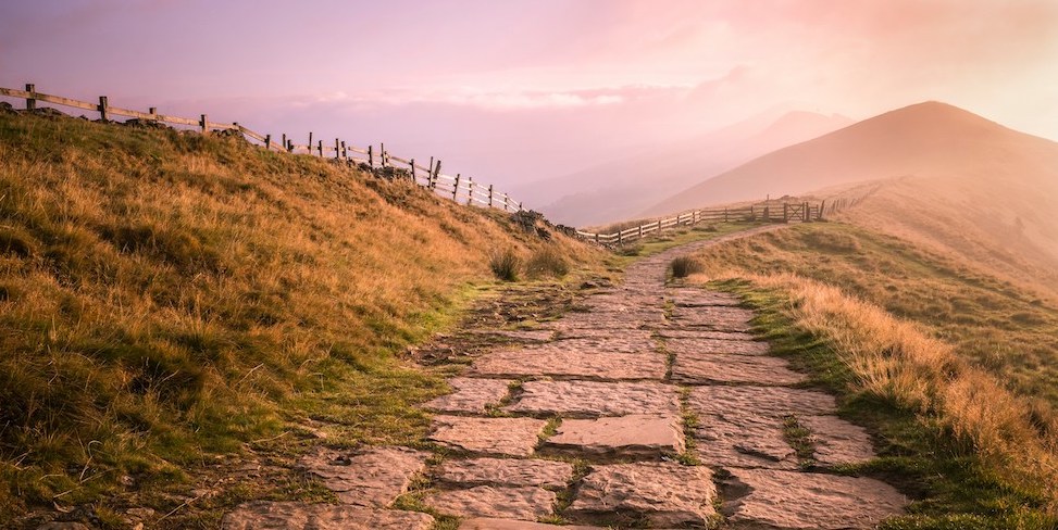 Pathway along the mountains